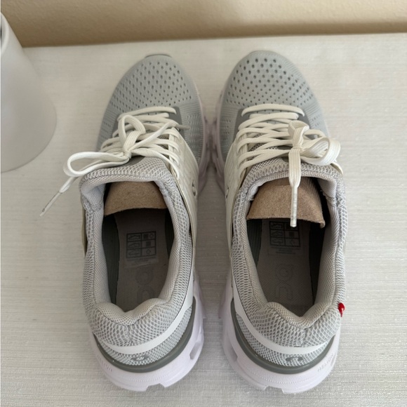 On White and Gray Athletic Sneakers - Picture 14 of 14